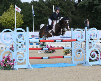 Nicole Lockhead Anderson continues her winning streak in the National 148cm Championship Final